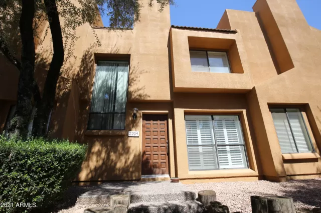MLS: 6272084 Condo For Sale