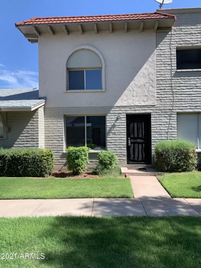 MLS: 6272150 Condo For Sale