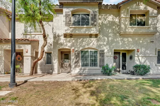 MLS: 6272462 Condo For Sale