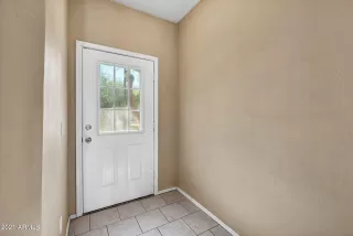Photo #4: 6272462 Listing