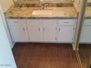 Photo #5: 6272761 Listing