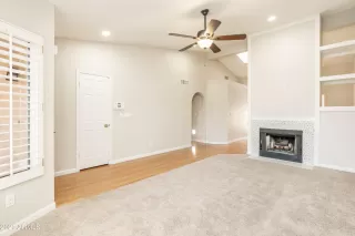 Photo #3: 6272914 Listing