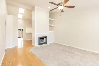 Photo #5: 6272914 Listing