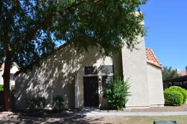 MLS: 6272960 Condo For Sale