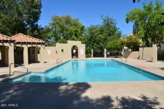 Photo #4: 6272960 Listing