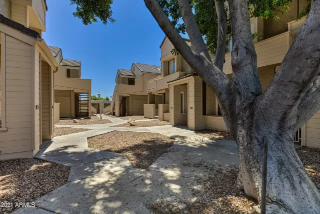 MLS: 6273455 Condo For Sale