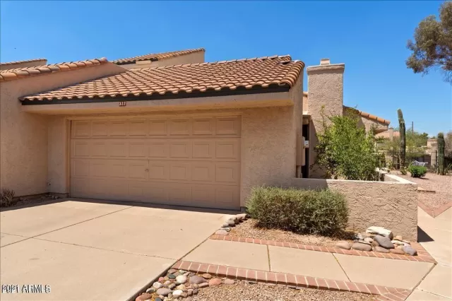 MLS: 6273637 Condo For Sale