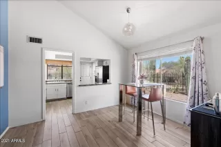 Photo #5: 6273637 Listing