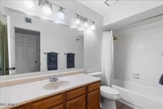 Photo #6: 6273637 Listing