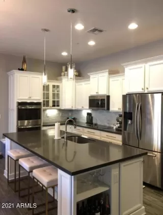Photo #1: 6273997 Listing 