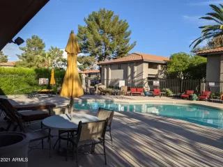 Photo #6: 6274243 Listing