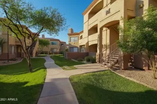 Photo #5: 6274269 Listing