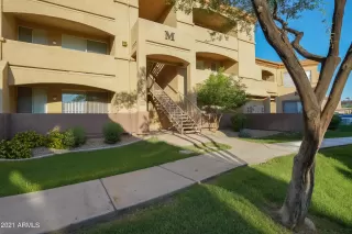 Photo #6: 6274269 Listing