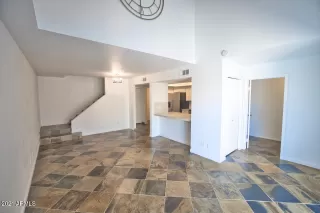 Photo #5: 6274380 Listing 