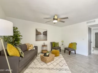 Photo #4: 6274382 Listing