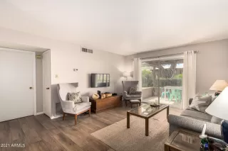 Photo #3: 6274390 Listing