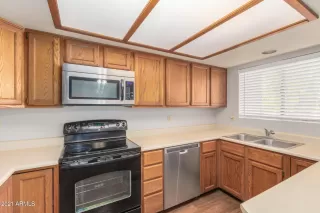 Photo #5: 6274568 Listing