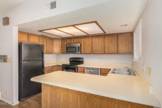 Photo #6: 6274568 Listing