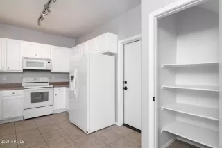 Photo #6: 6274687 Listing