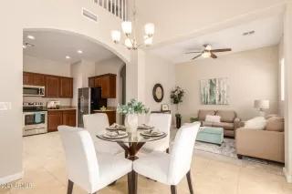 Photo #5: 6274737 Listing