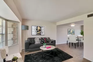 Photo #5: 6274755 Listing