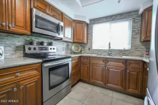 Photo #5: 6275275 Listing