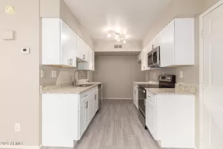 Photo #2: 6275533 Listing