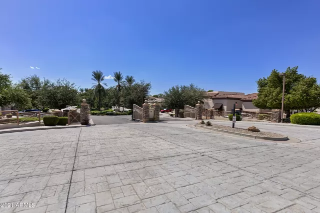 MLS: 6275535 Condo For Sale