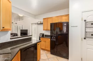 Photo #6: 6275543 Listing