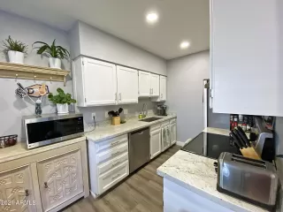 Photo #5: 6275646 Listing 