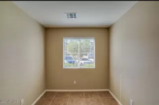 Photo #6: 6275755 Listing