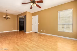 Photo #6: 6275855 Listing