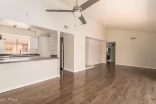 Photo #3: 6275883 Listing