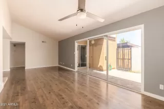 Photo #4: 6275883 Listing