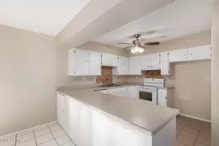 Photo #5: 6275916 Listing 