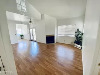 Photo #2: 6276254 Listing 