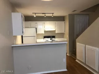 Photo #6: 6276350 Listing 