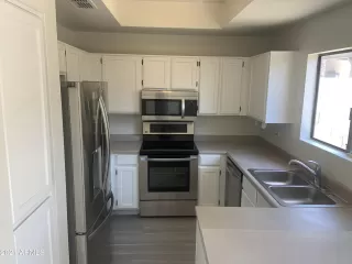 Photo #2: 6276411 Listing