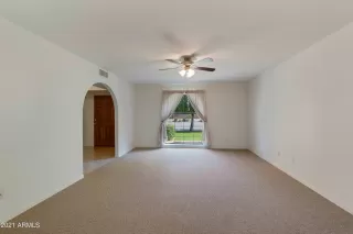 Photo #6: 6276416 Listing