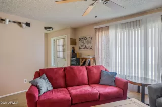 Photo #5: 6276455 Listing