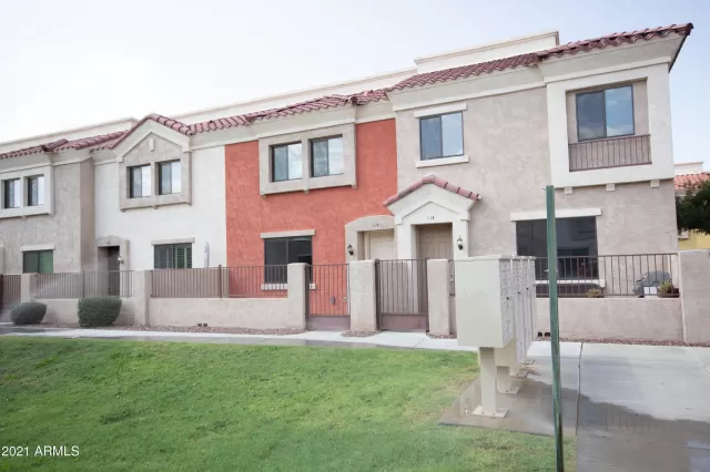 MLS: 6276561 Condo For Sale