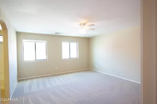 Photo #6: 6276561 Listing