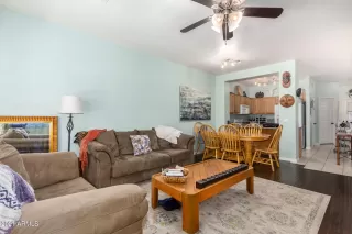 Photo #3: 6276600 Listing