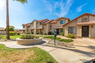 Photo #6: 6276665 Listing