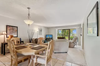 Photo #3: 6276870 Listing