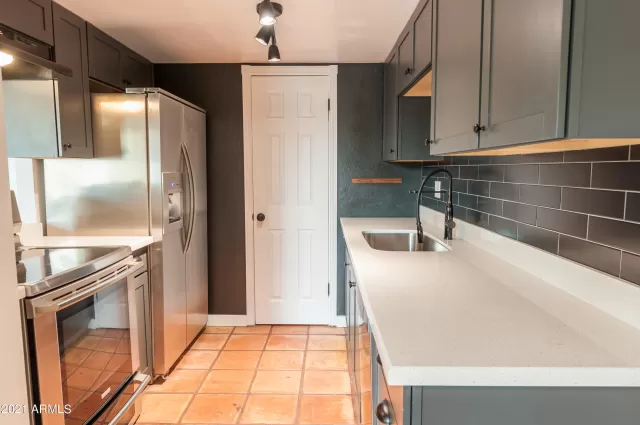 MLS: 6276958 Condo For Sale