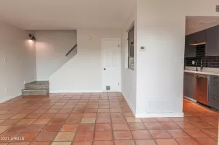 Photo #2: 6276958 Listing