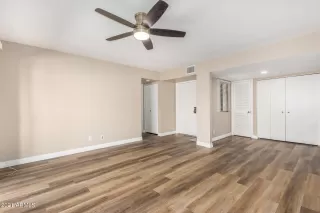 Photo #3: 6277098 Listing