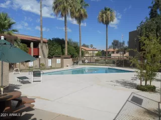 Photo #5: 6277098 Listing