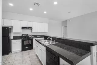 Photo #6: 6277504 Listing